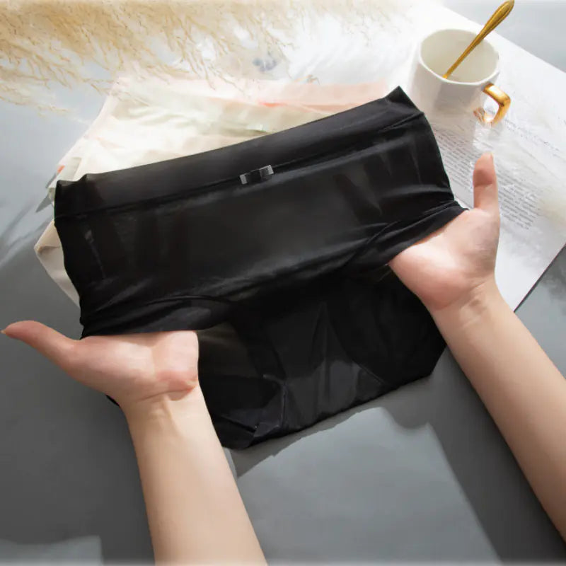 Women's Ice Silk Seamless Underwear, Breathable Cotton Triangle